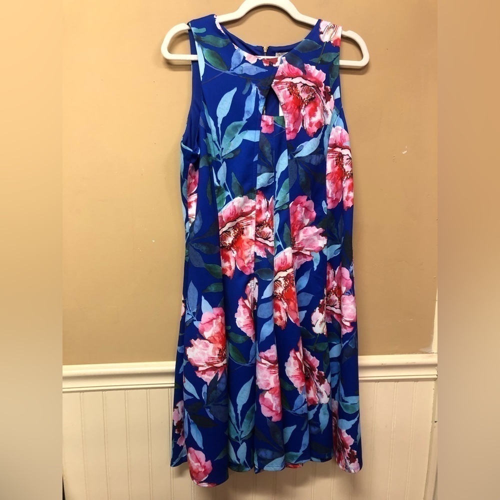 CB Dressbarn Bright Colored Blue Floral Dress Size 14 NWT